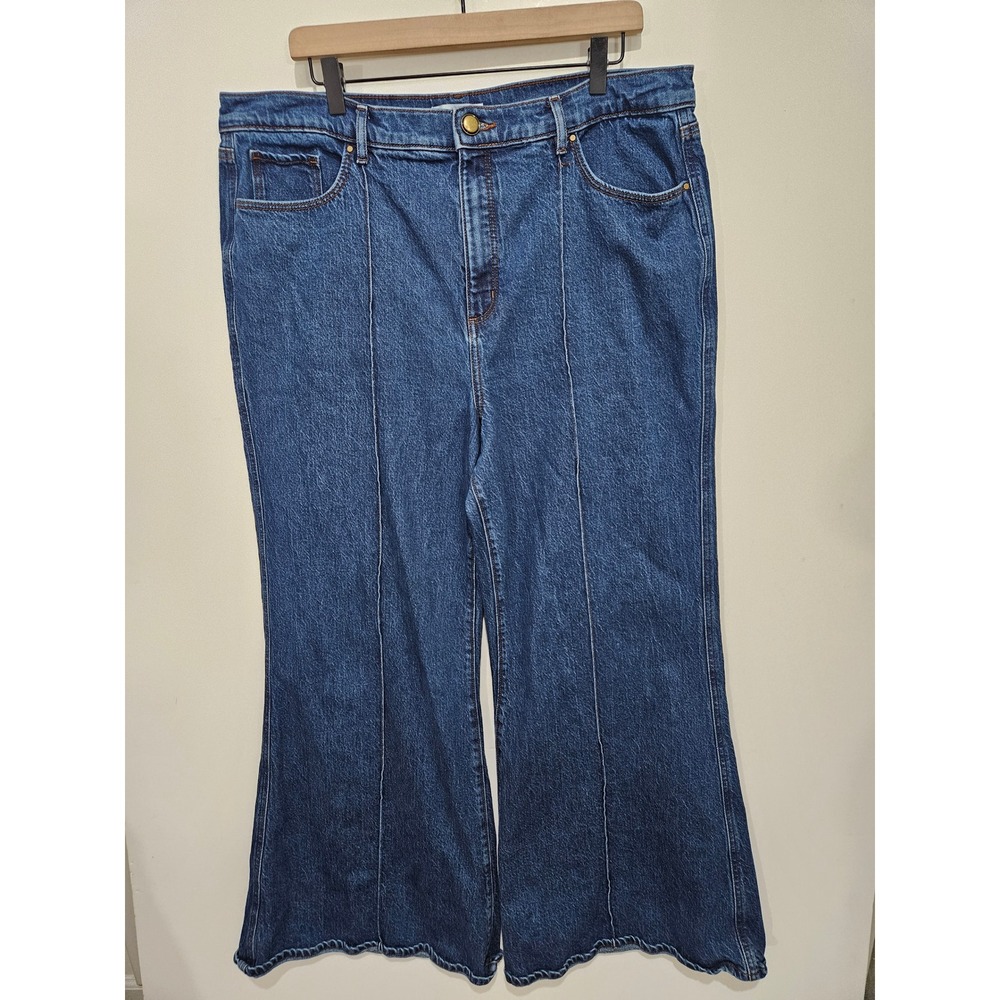 Loft The Super Flare Jeans Womens 18 34 Medium Wash Seam Detail Wide Leg Denim